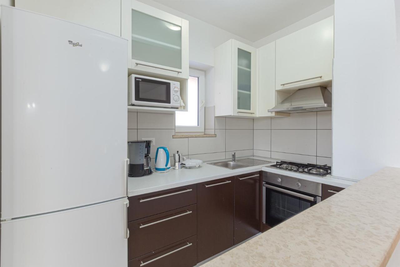 Koraca B4 Appartement Kirmenjak Buitenkant foto